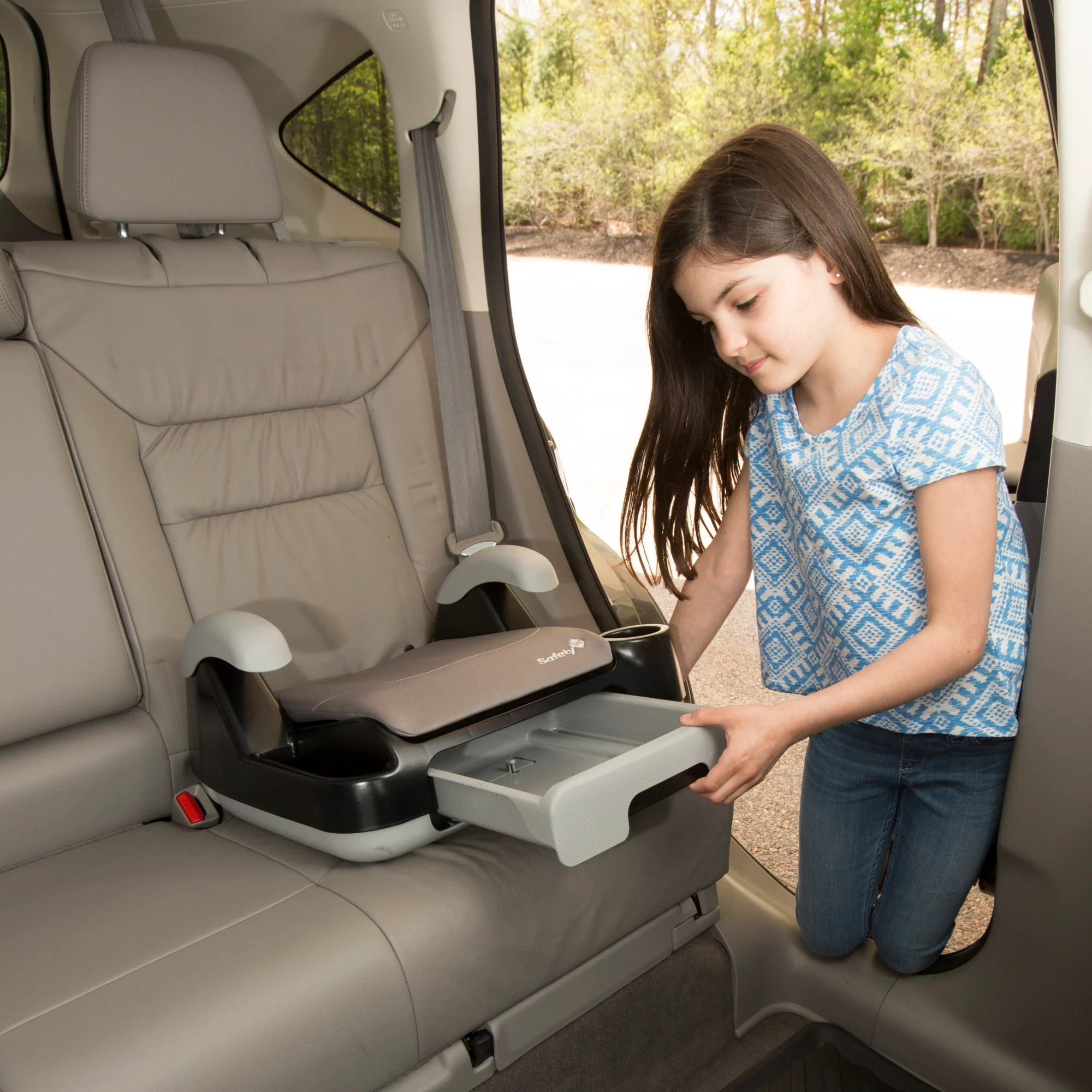 Store 'n Go Sport Booster Car Seat - Image 3